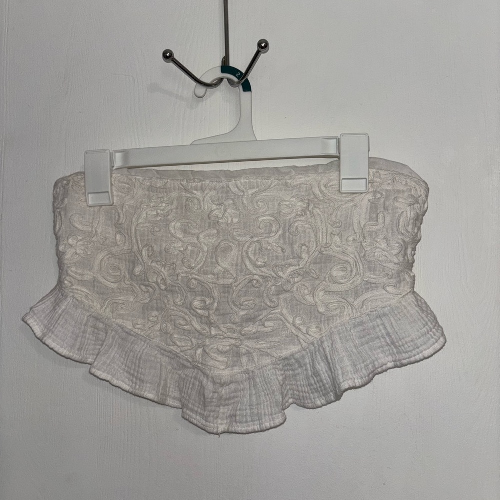 American Eagle Outfitters White Crop Top